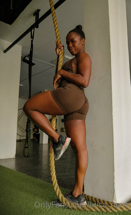 luisa marh naked actress pictures