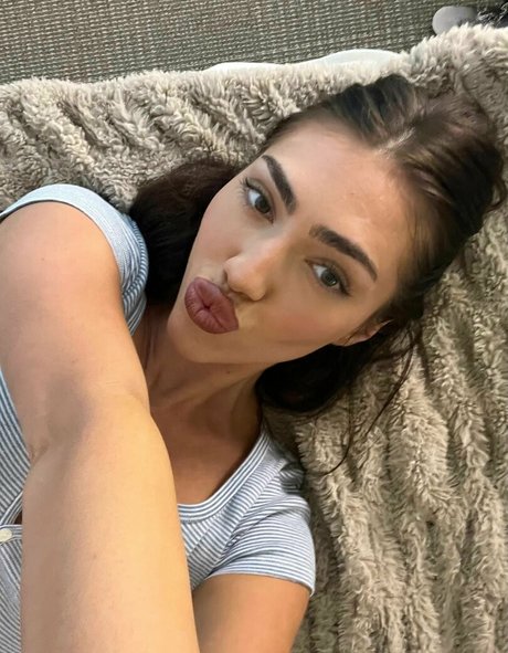 itsgigibabyyy free model picture