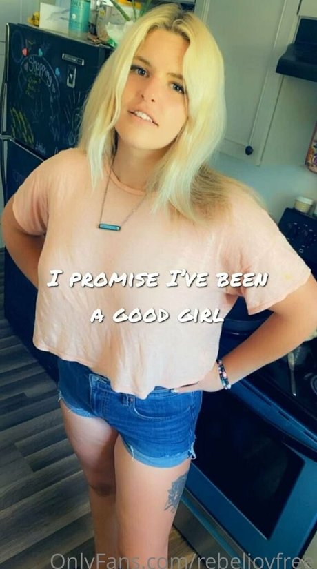 rebeljoyfree model sexy pic