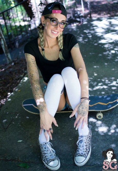 Cheshire_ high quality model pics