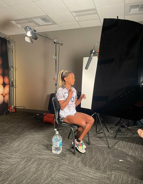 angieoverkill model naked pic