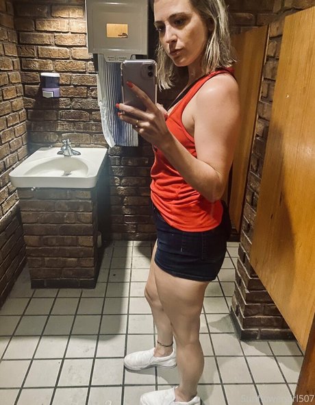 clever belle5 model exclusive images