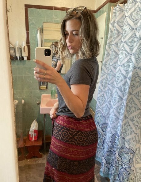 clever belle5 star adult image