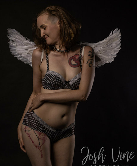 dickulousri sex model picture