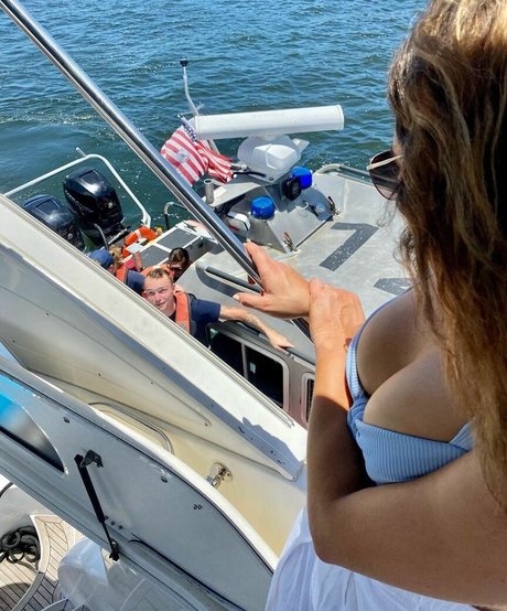 Amanda Guerra sexy actress image