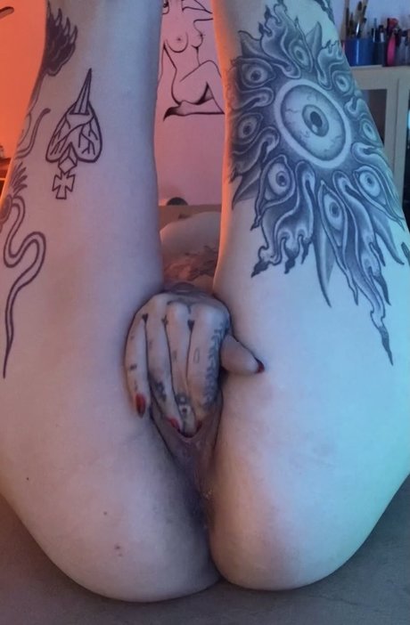 Emily Malice perfect pornstar pictures