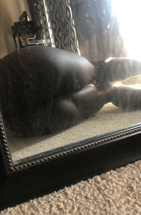 ebonymuscle star art pic