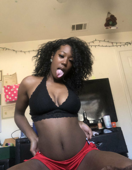 krazyyy4k adult model photo