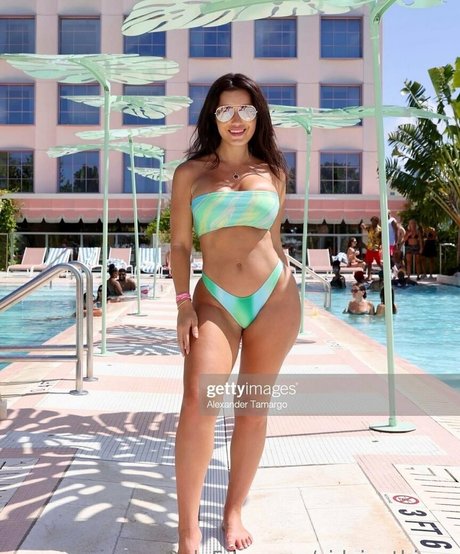 cjdoingthingz pornstar naked image