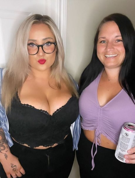 Lilly Alcorn nice pornstar img