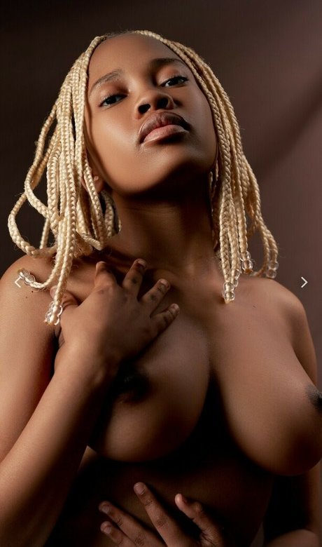 Azanian doll nudes star images