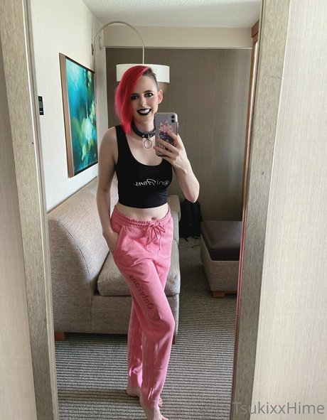 Tsukixxhime model xxx galleries