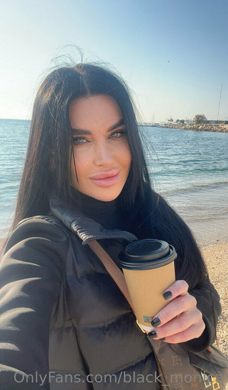 black monica sex actress pics