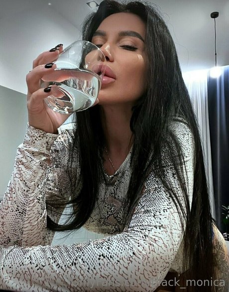 black monica pornographic actress gallery