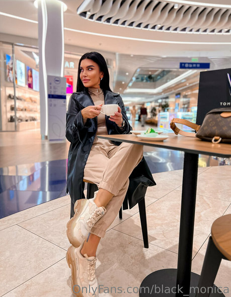 black monica pornstar hot pic