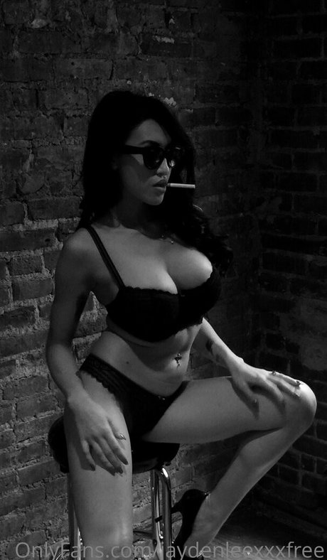 jaydenleefree pretty actress pics