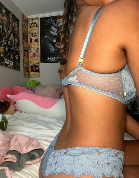 juliaalovesyou star picture