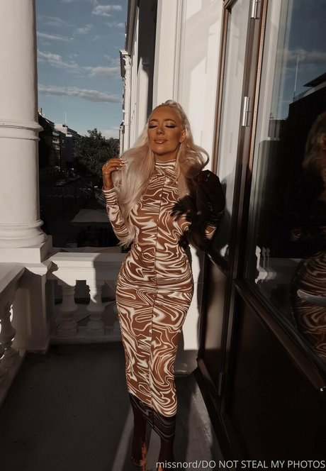 bodybuilder male onlyfans naked gallery