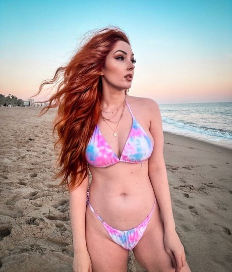 Nicole Simone nice actress pics