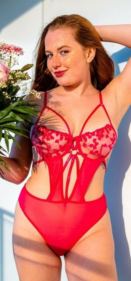 Kaja Mood pornstar adult img