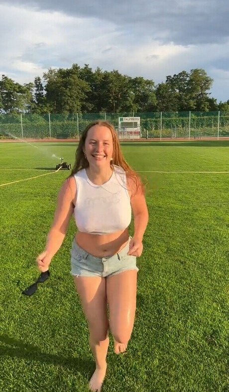 Kaja Mood pornstar perfect photos