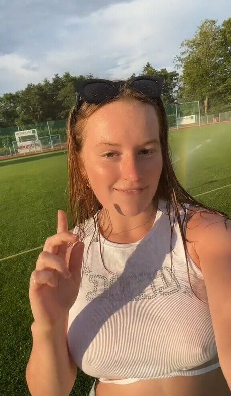 Kaja Mood star free pic