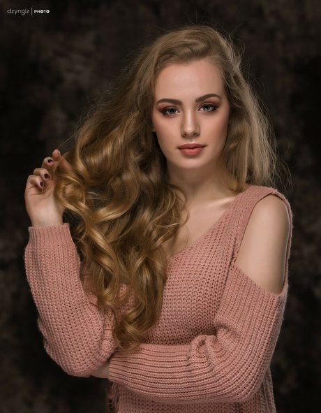 Wiktoria Gasiewska perfect model pic