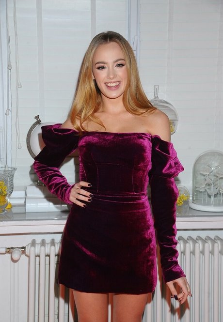 Wiktoria Gasiewska top star gallery