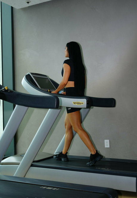 gym goddessss high quality actress picture