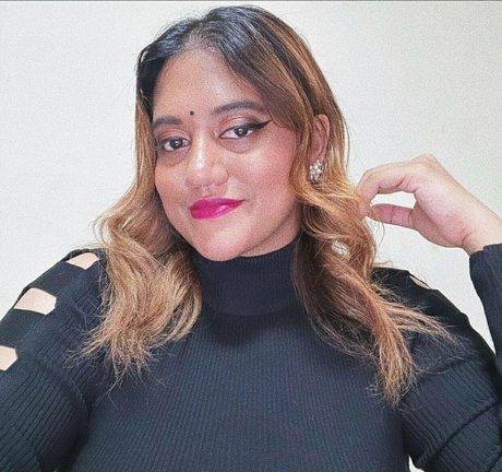 Indian Exhibition xxx model image