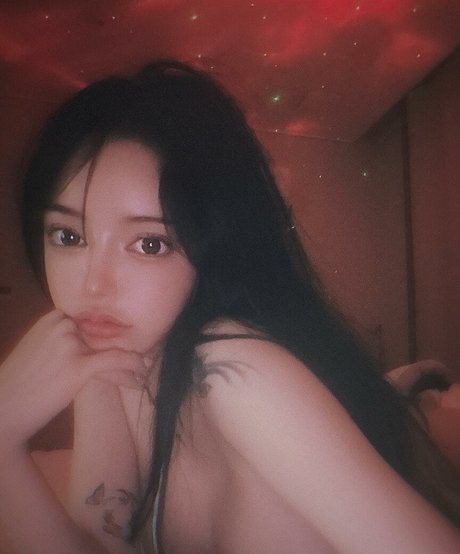 Ahyo12 07 model exclusive pic