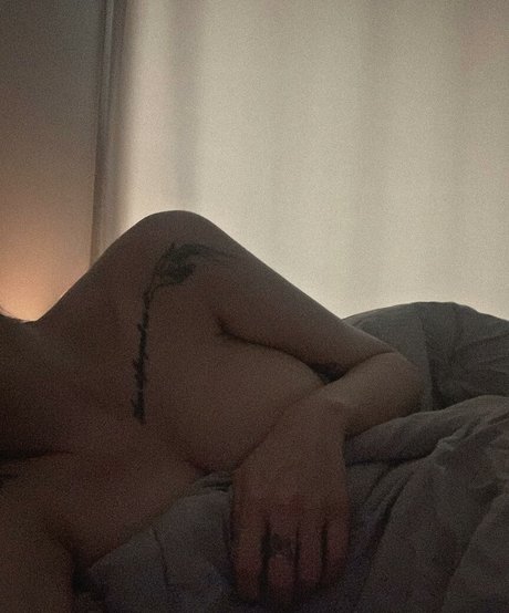 Ahyo12 07 model nice pictures