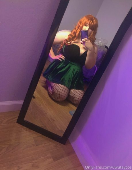 uwutaycos hd pornstar pic