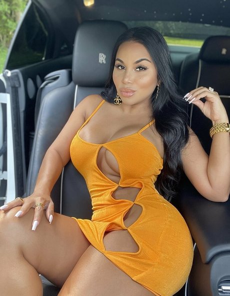 dollycastro sexy actress photos