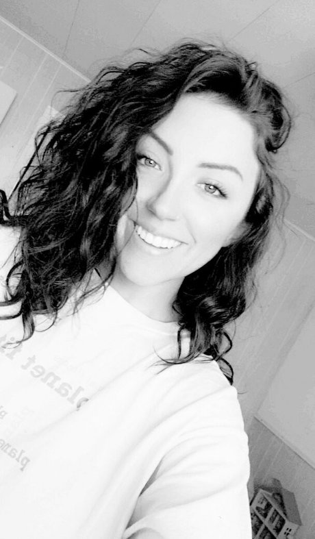 mkmama96 model porn pic