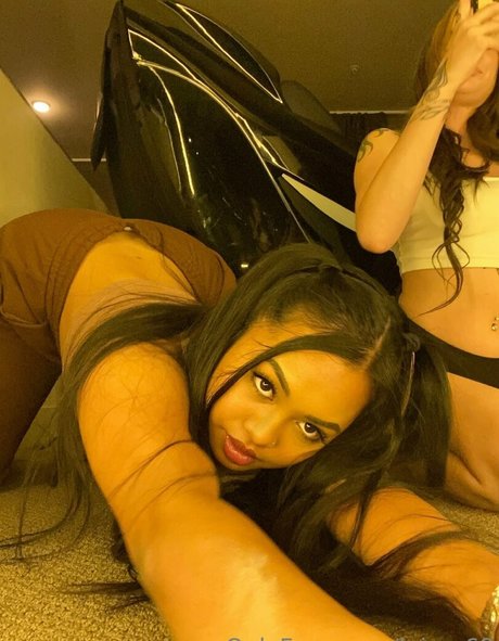 leime69 star sexy galleries