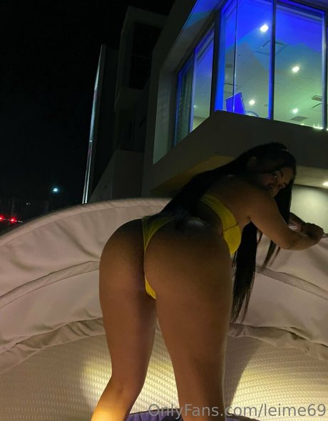 leime69 erotic pornstar pics