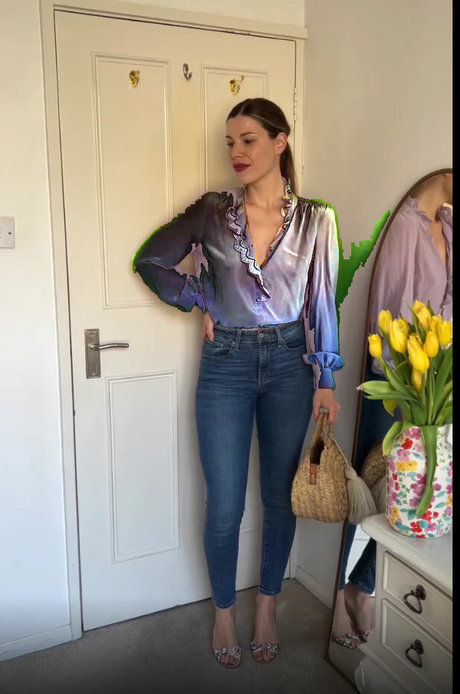 Manon Lagreve model adult image