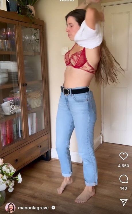 Manon Lagreve star nude photo