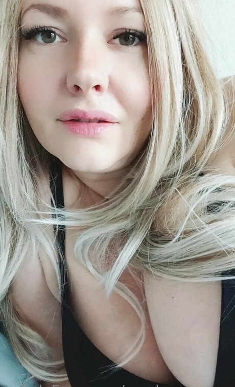 sandydoppeld model nude image