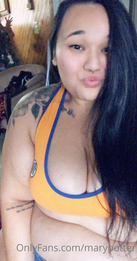 makanamoon naked star images