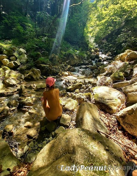 ladypeanut porn actress archive