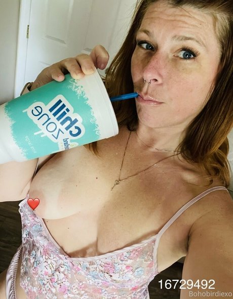 birdiecakes sex model photos