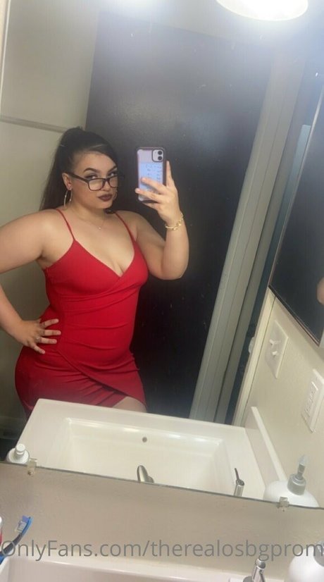 realginawaters naked actress photos