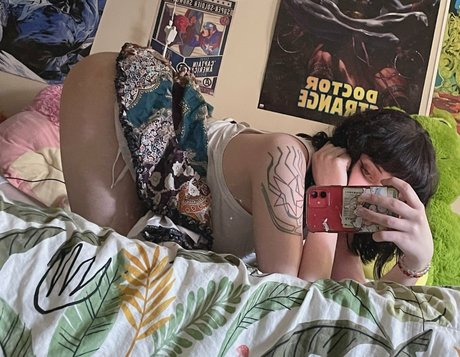 MothGardener nudes model photos