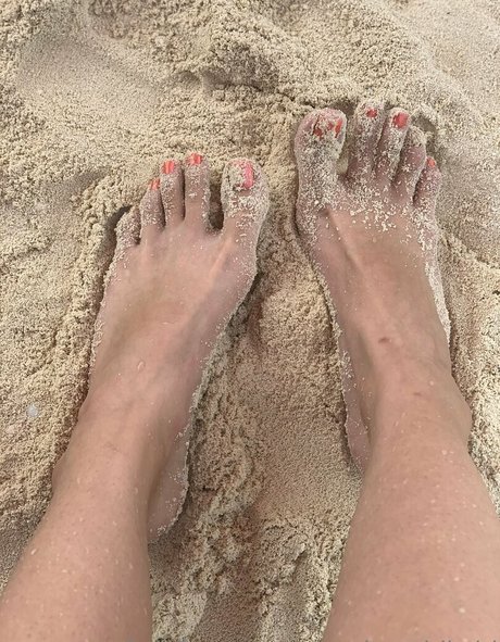 strawbeegirlkairi sex pornstar picture