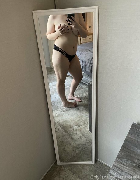 miarose81 erotic star gallery