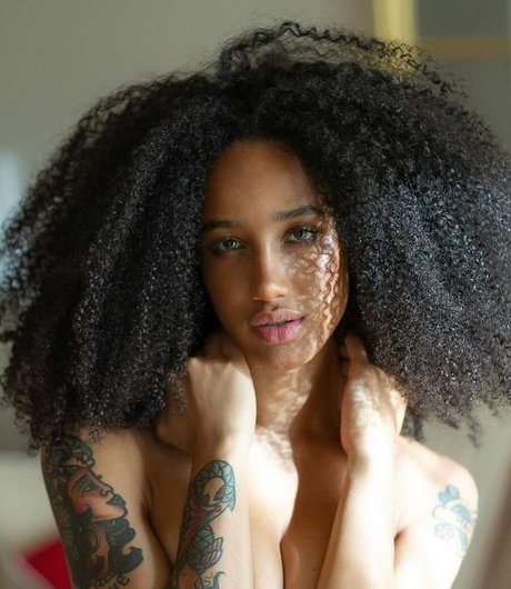 Erika Crisi pornstar hd pic