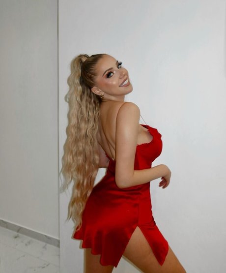 Violet Benson sex star images