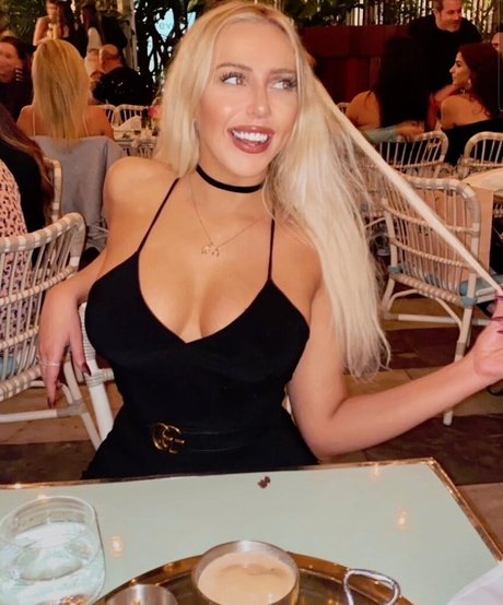 Violet Benson pornstar adult pic